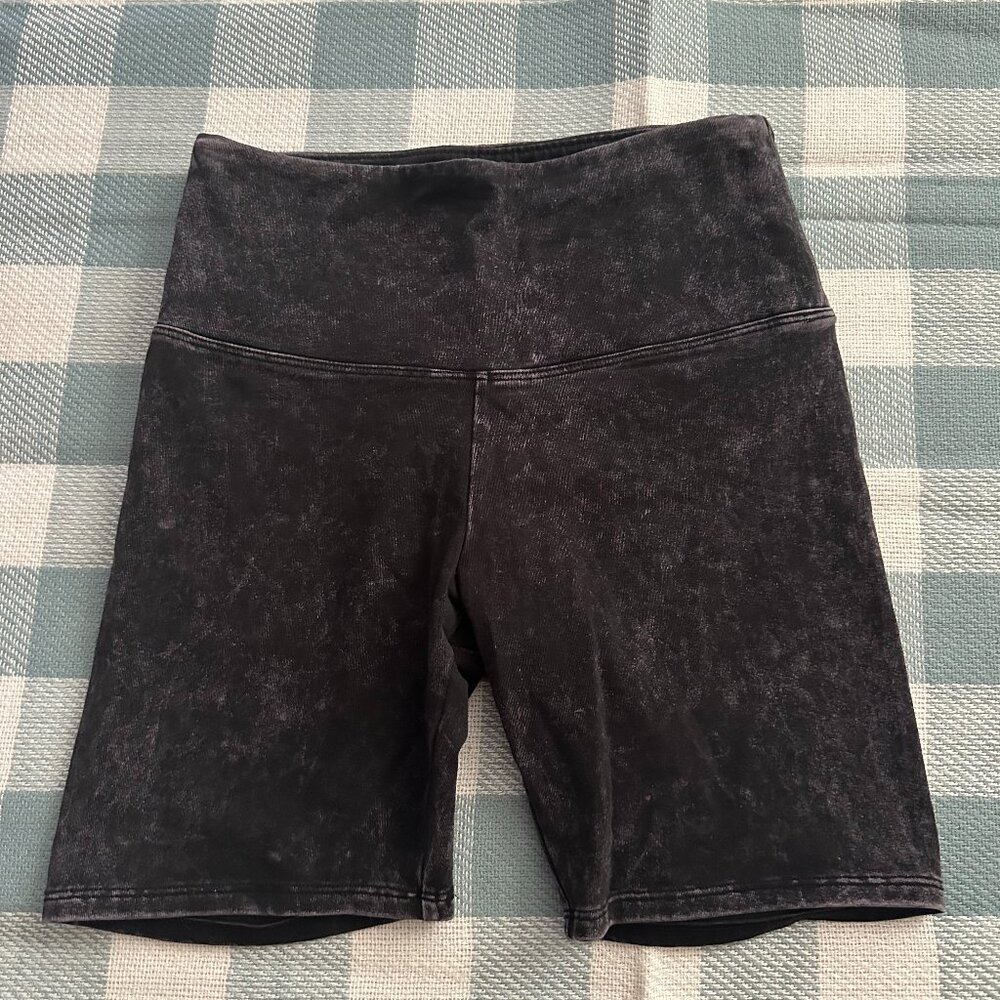 PINK VS Biker Yoga Shorts Small